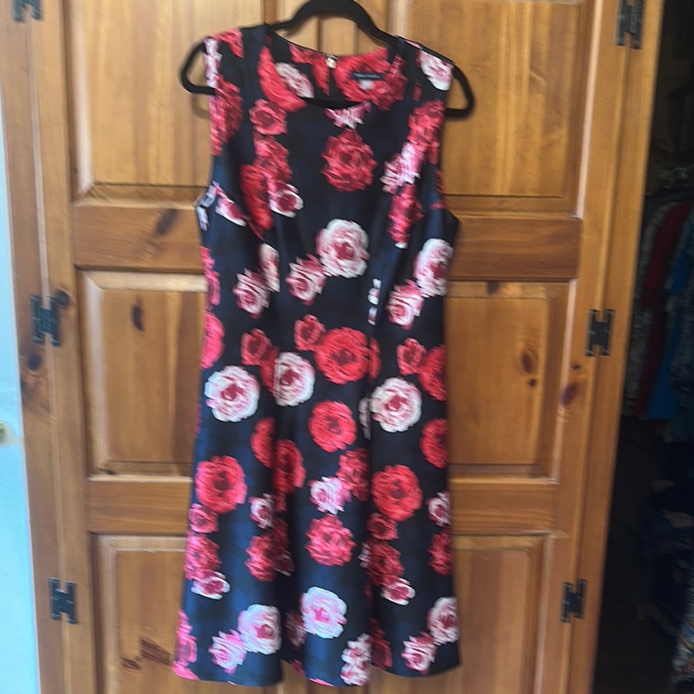 Tommy Hilfiger sleeveless Dress 12